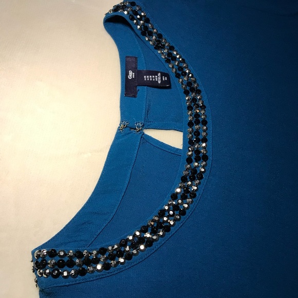 Jeweled collar blouse - Picture 2 of 6